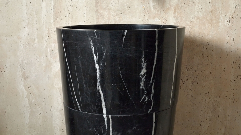 Черная раковина с пьедесталом Alana M11 из натурального мрамора Nero Marquina ИСПАНИЯ 0410181711 для  комнаты_8