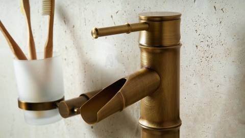 смеситель для раковины Bamboo с брашированной фактурой из латуни сорта Brass ИНДИЯ 543400101_2