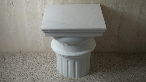 Мраморный стол Columna M2 из камня Bianco Extra_3