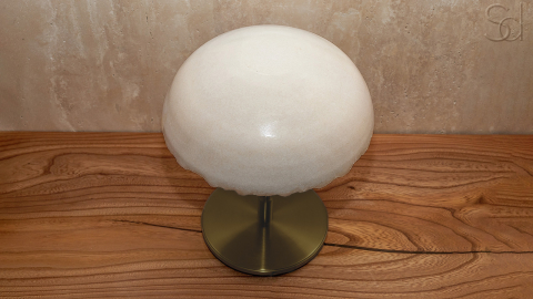 Каменный настольный светильник Crag из мрамора белый Snow Crystal_6