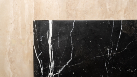 Мраморная раковина с пьедесталом Cubise M6 из черного камня Nero Marquina ИСПАНИЯ 932018176 для  комнаты_2