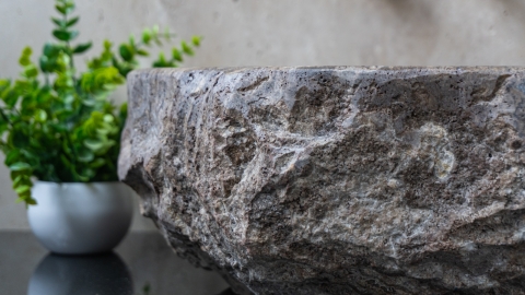Серая раковина Distrito из камня травертина Silver travertine ТУРЦИЯ 014399311 для ванной комнаты_3