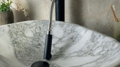 Врезной смеситель для раковины Jemi Pullout с матовой фактурой из латуни сорта Black Brass ИНДИЯ 401401008_4