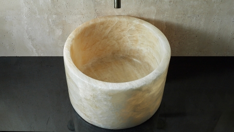 Каменная курна круглой формы Kale Bucket из кремового оникса Creamy Honey ИНДИЯ 0199331219_5