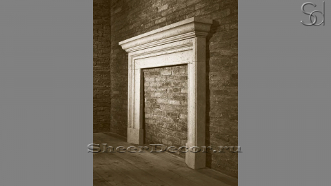 Декоративный портал бежевого цвета для облицовки камина Lepanto M32 из архитектурного бетона White C5 1393364032_1