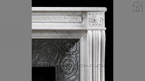 Каменный портал белого цвета для облицовки камина Luella из мрамора Bianco Extra 160111401_1