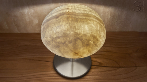 Каменный настольный светильник Orbit из оникса белый White Honey_5