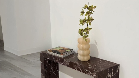 Каменная стакан круглой формы OrugaFlorero из желтого камня Honey Onyx_4