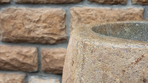 Гранитная раковина с пьедесталом Piedra M556 из бежевого камня Beige ИНДОНЕЗИЯ 00501117556 для  комнаты_6