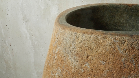 Серая раковина с пьедесталом Piedra M555 из речного гранита Gris ИНДОНЕЗИЯ 00504517555 для  комнаты_5