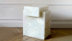 Стол Ladrillo из камня оникса White Onyx белого цвета в сборе _1