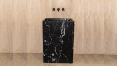 Мраморная раковина с пьедесталом Flow M3 из черного камня Nero Marquina ИСПАНИЯ 023018173 для  комнаты_2