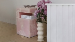 Каменный стол Gabinete из камня Pink Onyx_1